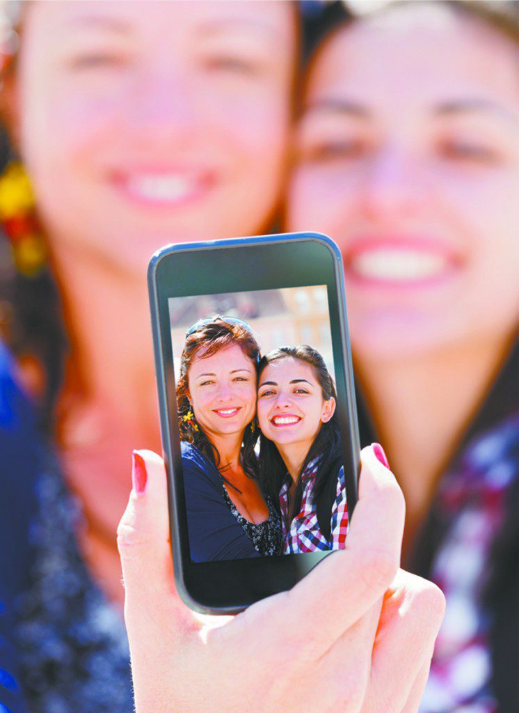 selfie Southwest Florida's Health and Wellness Magazine