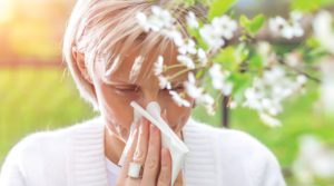 How to Treat Allergic Reactions,  Seasonal Allergies & Attacks
