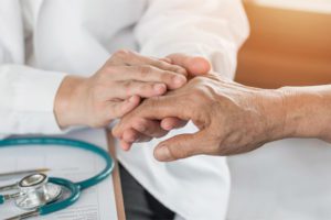 Arthritic Hand Conditions: What Are Your Treatment Options?